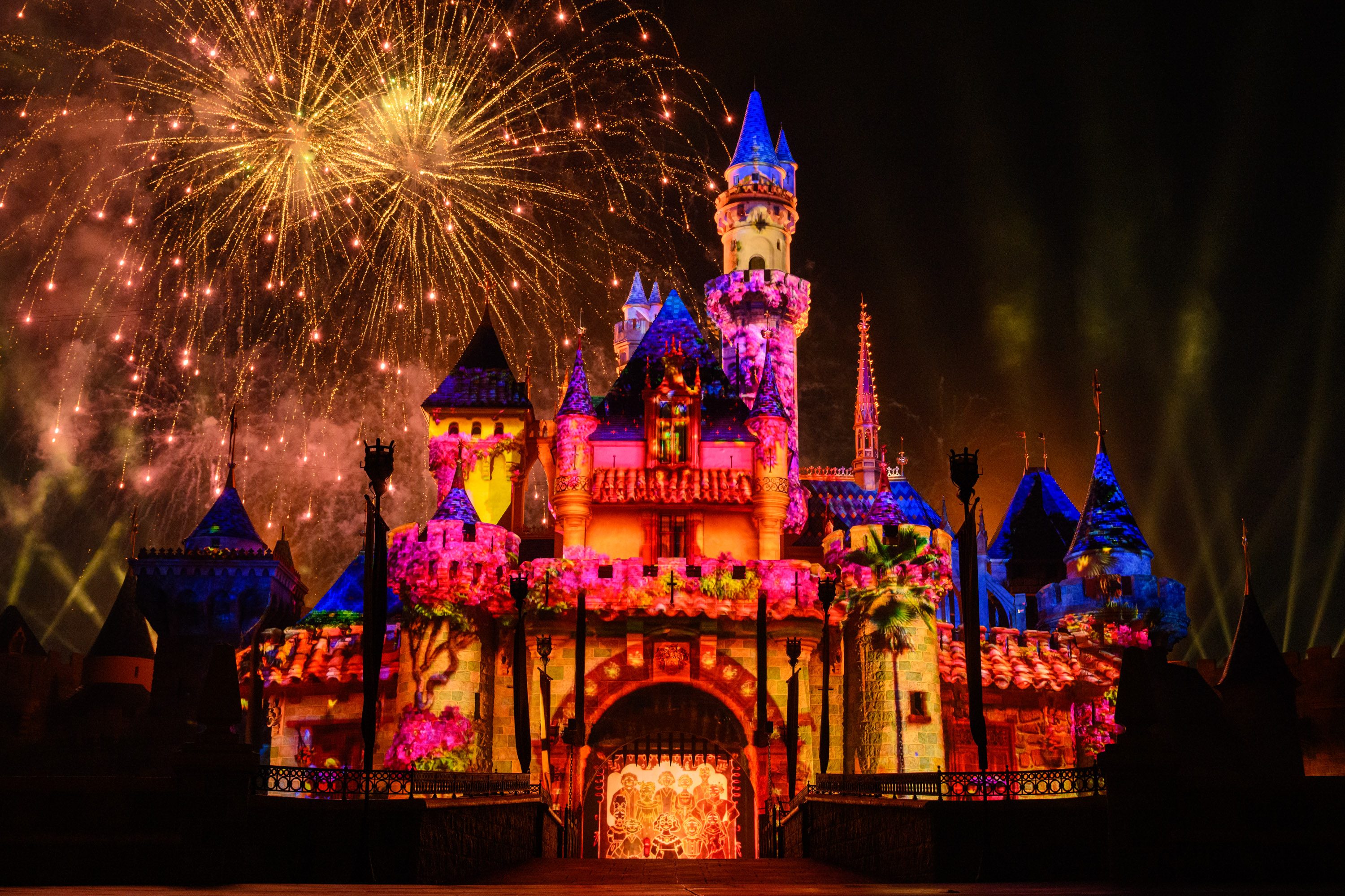 "Wondrous Journeys" Nighttime Spectacular at Disneyland Park