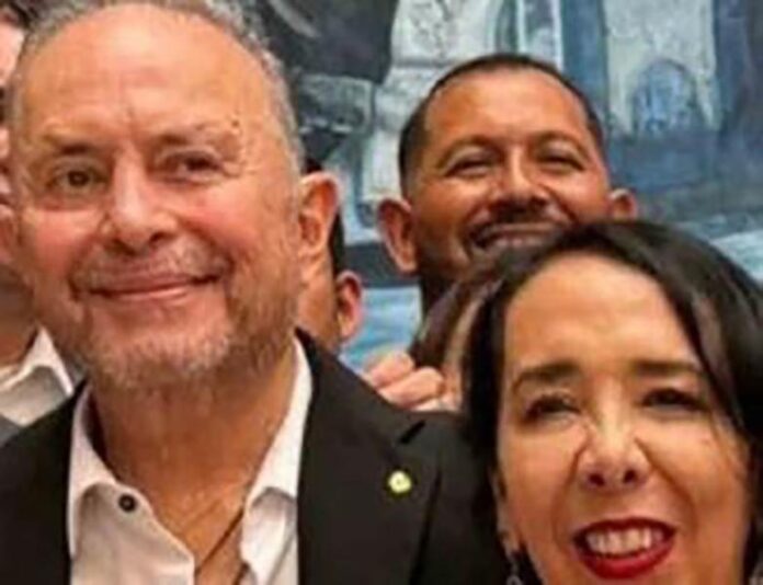 00eb6c48-09cc-4a14-b976-c1164c74ebe3