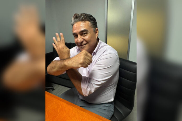 2D03B13F-81F1-43F2-88BC-C5FF98972FE1