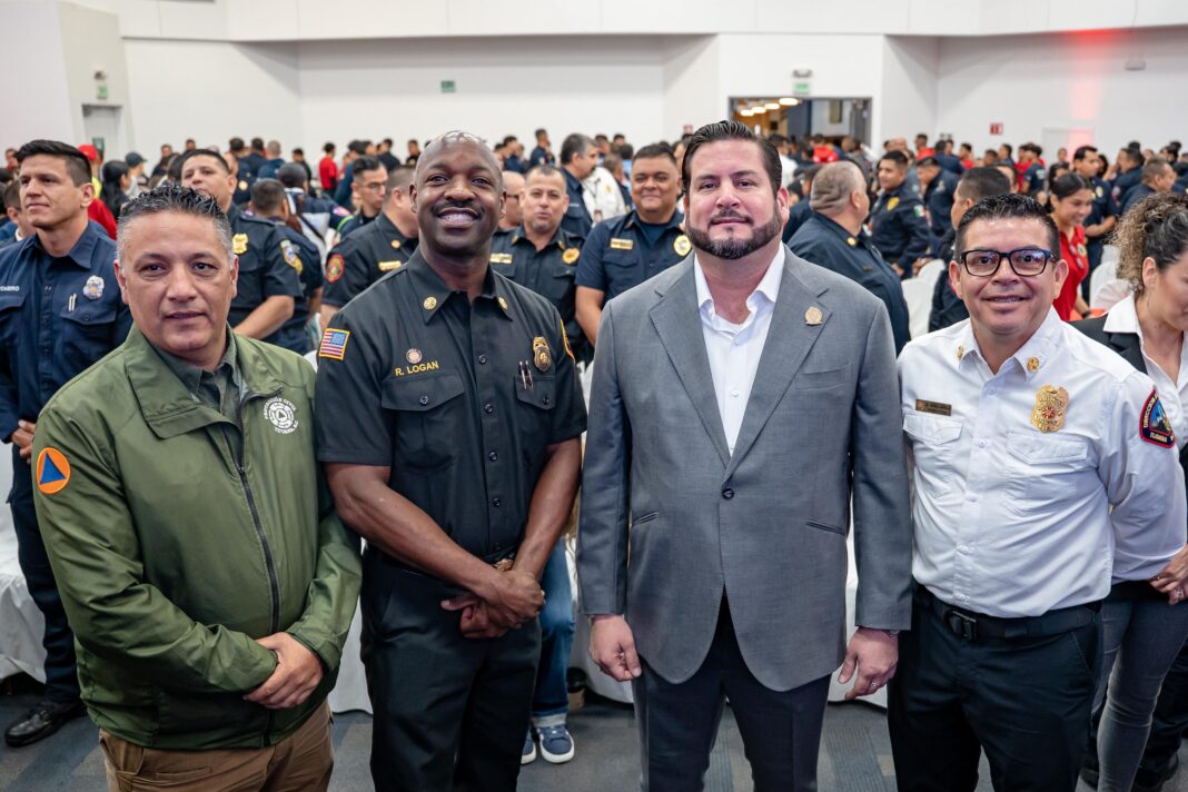 Inaugura Ismael Burgueño 4to.Congreso Internacional de Bomberos de Tijuana