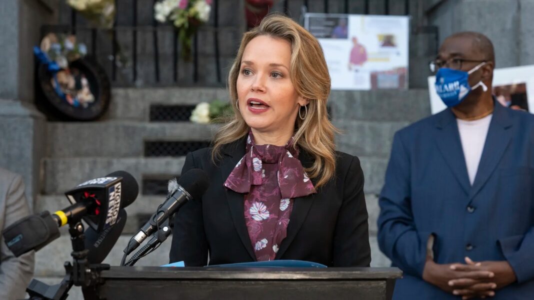 De periodista a alcaldesa de Nueva Orleans, migrante mexicana hace historia