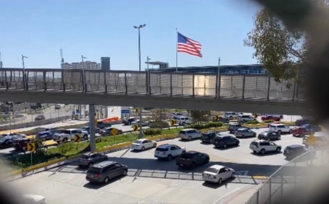 «Cierre» de gobierno de EU afecta cruces fronterizos y trámites migratorios