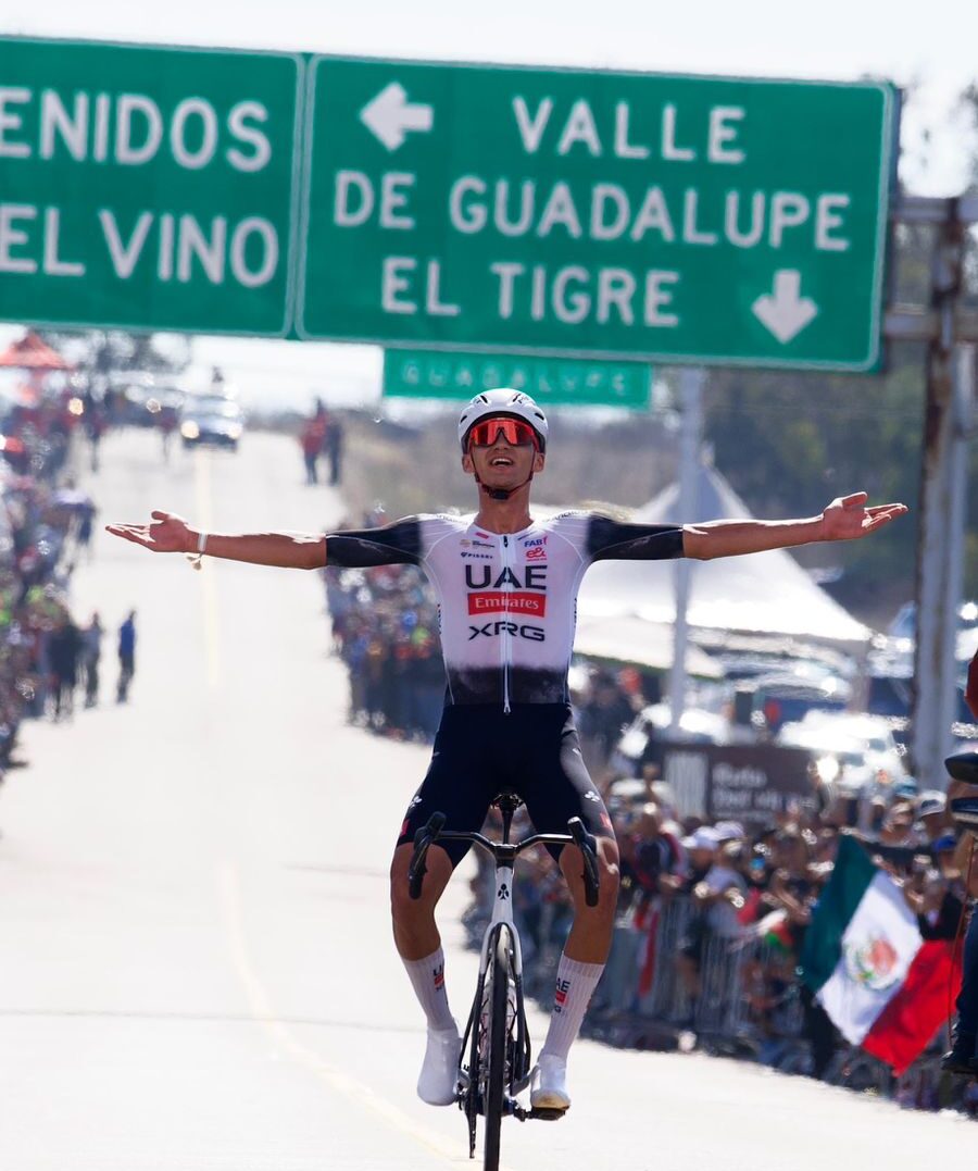 Isaac Del Toro conquista Ensenada y se corona campeón nacional de ciclismo de ruta 2025