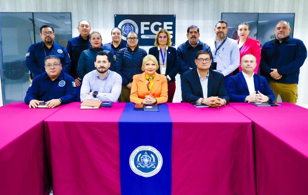 FGE recibe acreditación de CALEA por alto nivel de profesionalismo