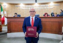 Entrega Alfredo Álvarez Cardenas cuarto informe de gobierno de Marina del Pilar al Congreso BC