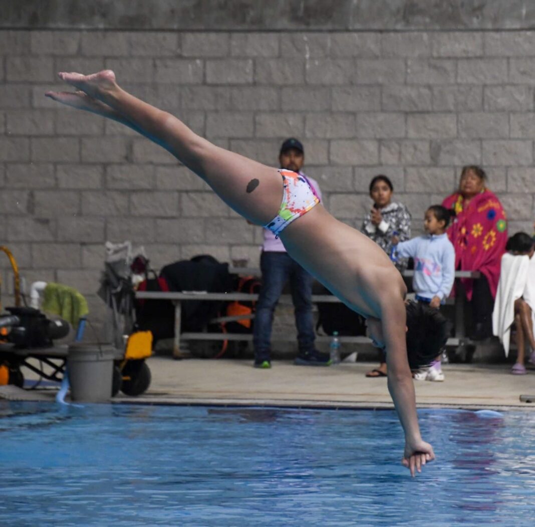 Terminan clavadistas de BC con positivo balance en La Copa Baja