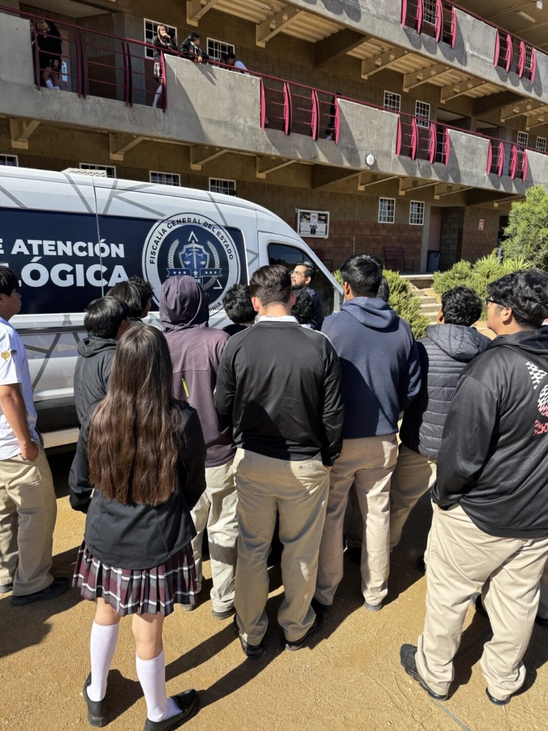 FGE promueve cultura de paz y denuncia en estudiantes de Tecate