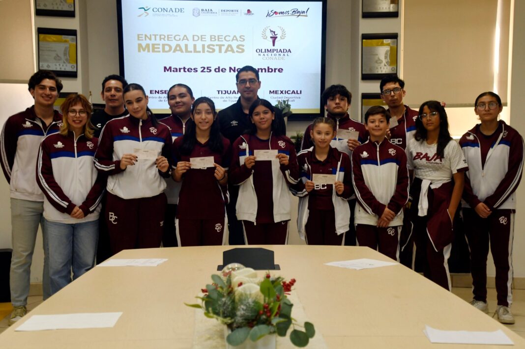 Reconocen a medallistas; INDEBC entrega estímulos a ganadores de la Olimpiada Nacional CONADE 2025