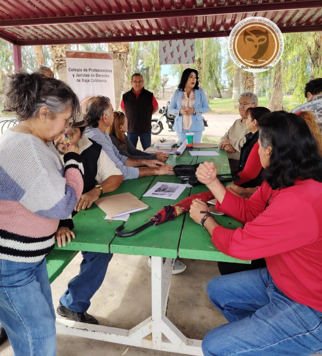 Adultos mayores son estafados con sus pensiones