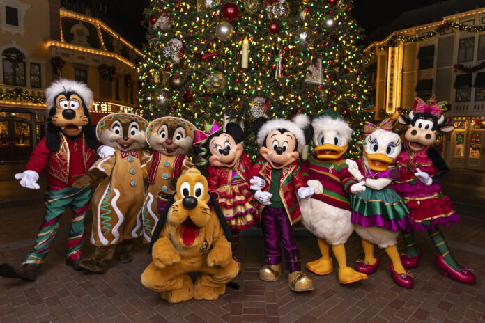 Mickey Mouse, Minnie Mouse and Friends Debut Their New Holiday Looks