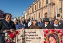 Cientos de feligreses llevan a cabo tercera peregrinación Guadalupana en Tijuana