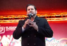 Encabeza Ismael Burgueño caravana navideña y entrega de cenas