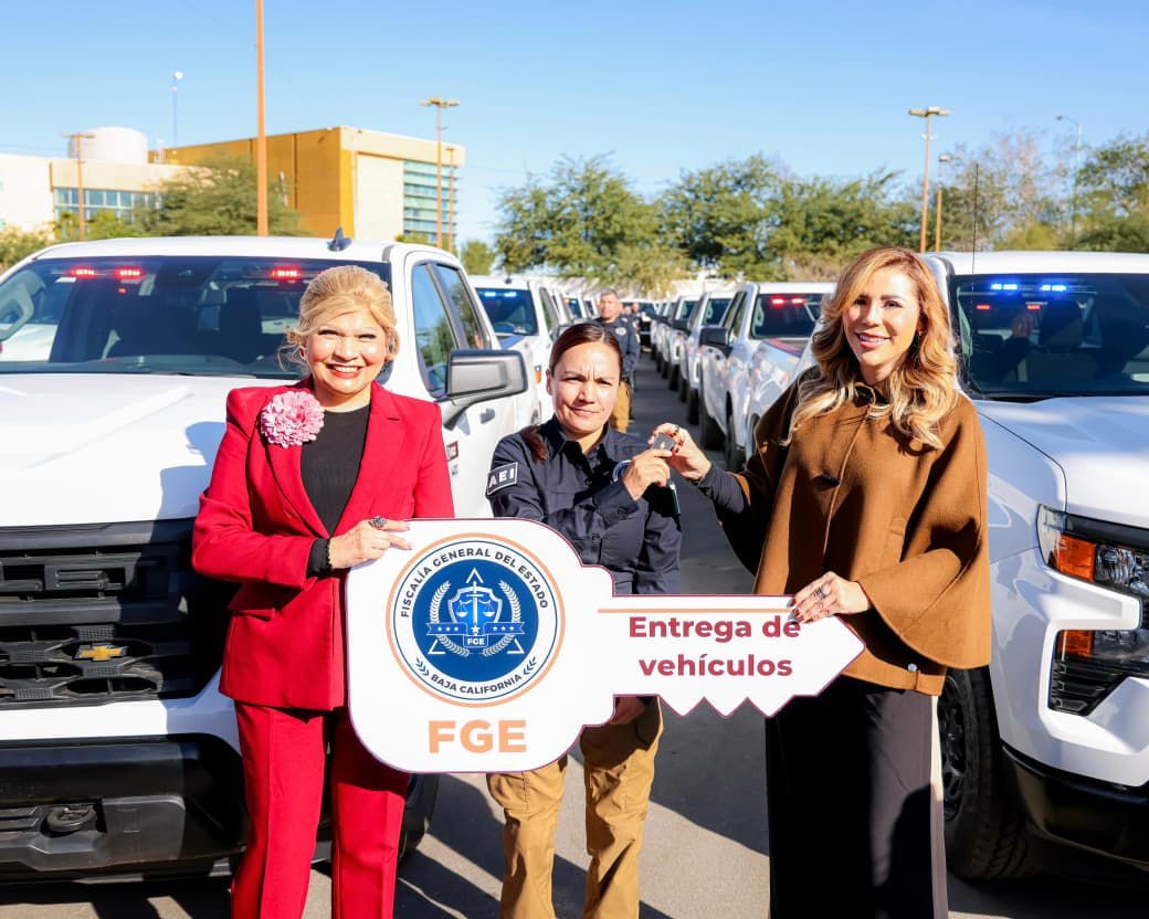 Fortalece gobierno de Marina del Pilar a la FGE con la entrega de 100 nuevas patrullas