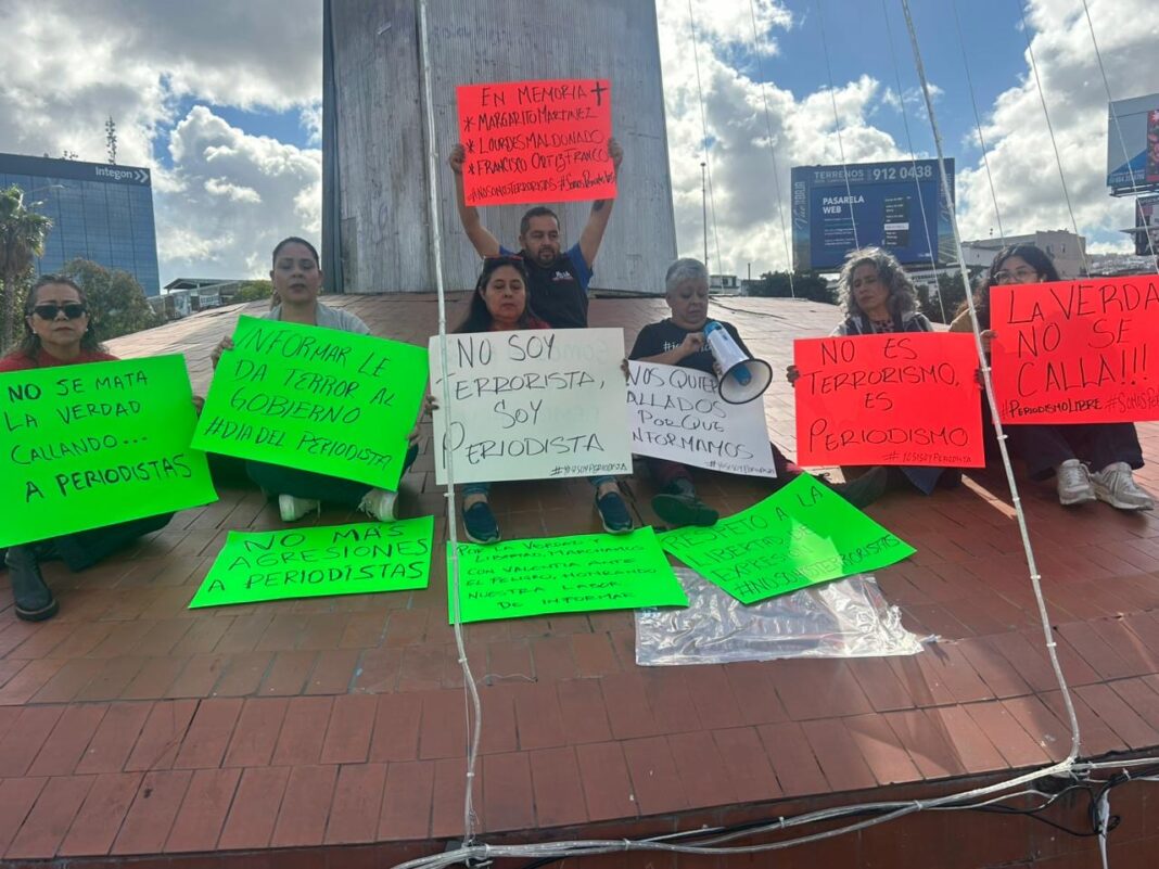 Periodistas de BC exigen garantías y justicia para colega acusado de terrorismo en Veracruz