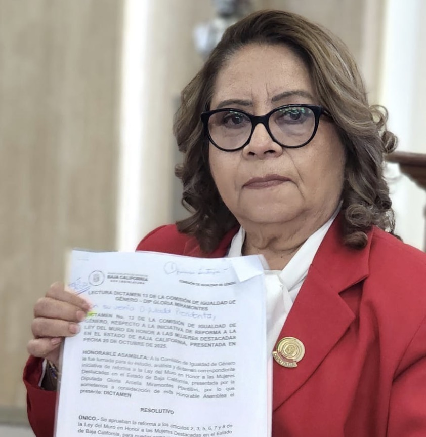 Aprueba Congreso reforma a ley del Muro de honor