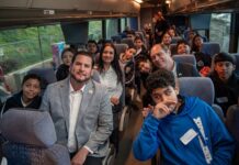 Acompaña Burgueño a estudiantes de Tijuana a recorrido binacional al Museo de Arte de San Diego