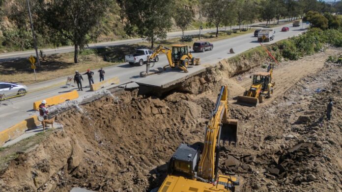 b92f53cb-7053-4fd8-8b85-08859821fae1