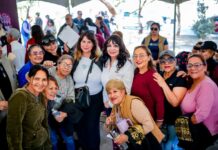 Norma Bustamante encabeza operativo de limpieza y servicios en Parajes del Oriente