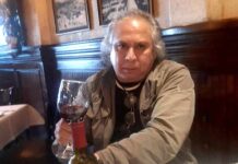 Fallece el escritor, poeta y editor ensenadense Rael Salvador