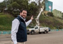 Supervisa Burgueño instalación de 120 luminarias LED en Infonavit Lomas Verdes