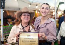 Recibe ayuntamiento de Mexicali reconocimiento por 25 años de participación en Expo Agrobaja