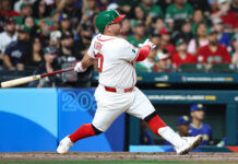 Kirk y Ramírez destacan en paliza histórica sobre Brasil en el Clásico Mundial