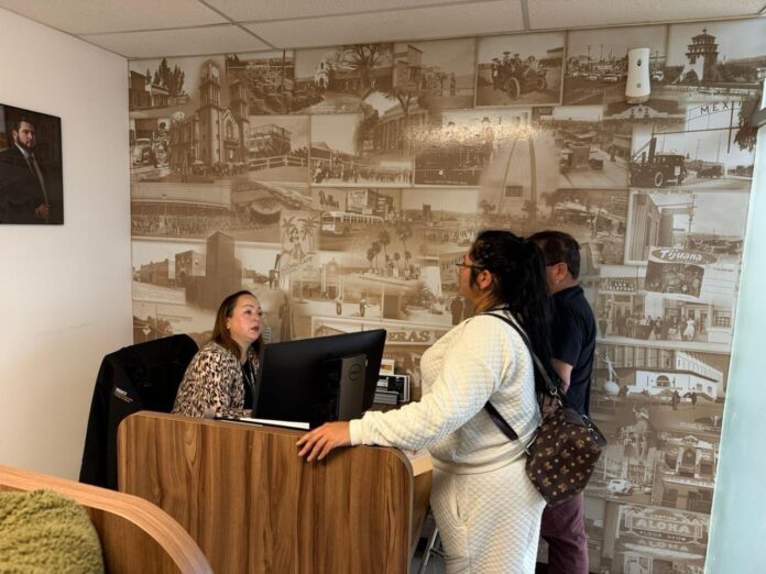 f800b098-7726-449d-b0d2-e7ae72a5eabe