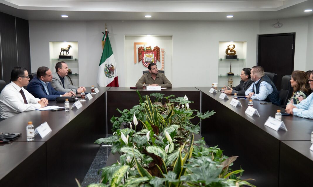 Sostiene Ismael Burgueño reunión de coordinación con el sector médico de Tijuana