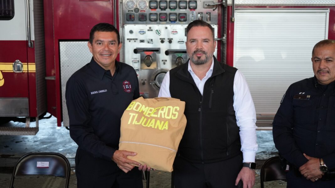 Destina Gobierno de Burgueño más de 53 mdp para fortalecer al cuerpo de Bomberos
